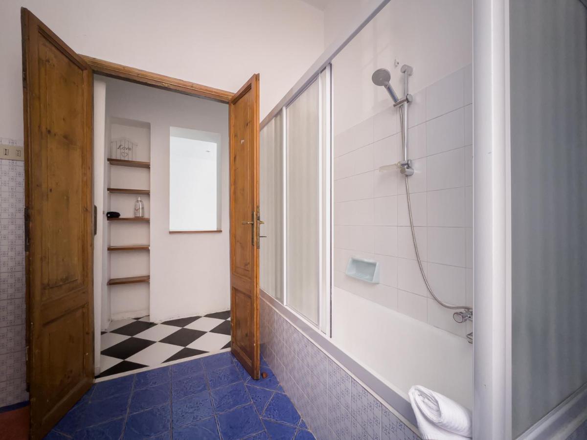 Domus Sant'Elena 2 Apartman Róma Kültér fotó